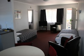Burgundy Rose Motel