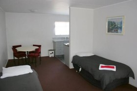 Burgundy Rose Motel