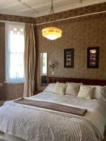 Chelsea House Bed & Breakfast