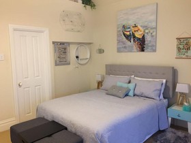 Chelsea House Bed & Breakfast