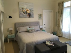 Chelsea House Bed & Breakfast