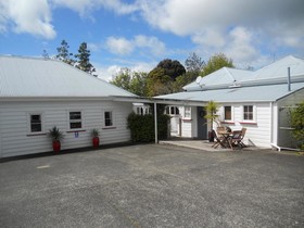 Lupton Lodge