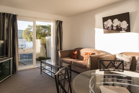 La Voyageur Apartments