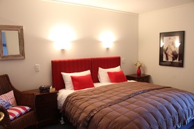 The Bruce Waterfront Apartments