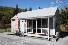 Arrowtown Born of Gold Holiday Park