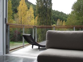 The Arrow Private Hotel