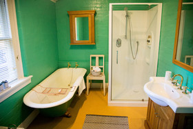 Coldstream Estate-The Whare