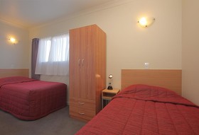 Taylors Motel