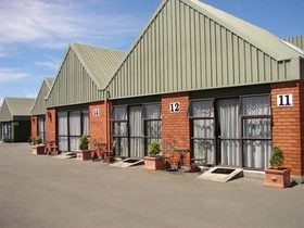 193 Aorangi Manor Motel - Backpacker