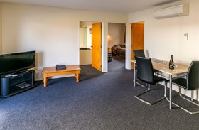 Aston Court Motel Blenheim