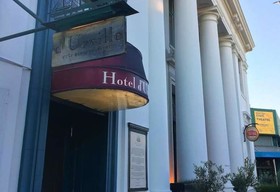 Hotel d'Urville