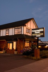 Knightsbridge Court Motor Lodge