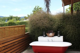 Marlborough Vintners Hotel