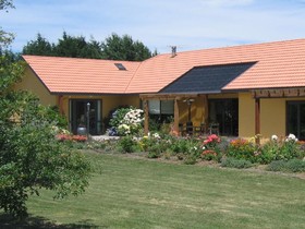 Riverstone Lodge