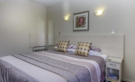 166 Majestic Court Motel