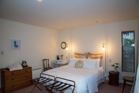 40 Thornycroft Street Bed & Breakfast