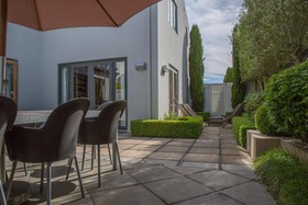 40 Thornycroft Street Bed & Breakfast