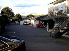 Adelphi Motel