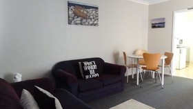 Admiral Motel