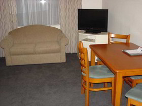 Airport Gateway Motor Lodge