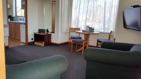 Airport Gateway Motor Lodge