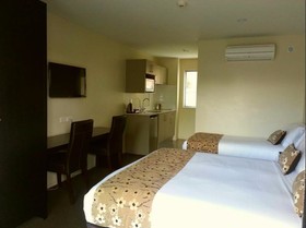 Amore Motel
