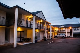 Annabelle Court Motel