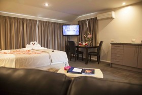 Arthur's Court Motor Lodge