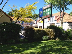 Asure Bush Inn Court Motel