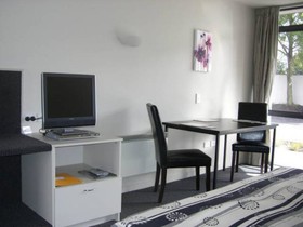 Azena Motels