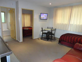 Bealey Avenue Motel