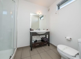 Bellagio Motel Suites