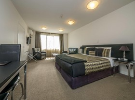 Bellagio Motel Suites
