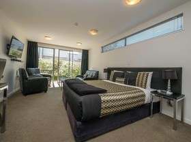 Bellagio Motel Suites