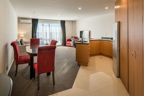 Fino Hotel & Suites