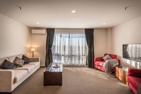 Fino Hotel & Suites