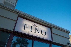 Fino Hotel & Suites
