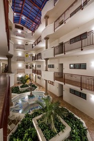 Fino Hotel & Suites
