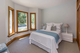 Bond Estate Luxury Accommodation