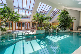 Bond Estate Luxury Accommodation