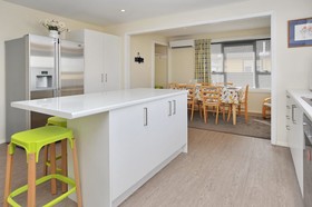 Charlesworth Villa - Christchurch Holiday Homes