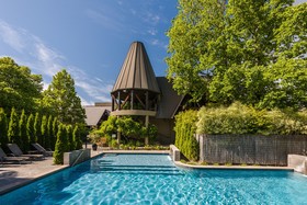 Chateau on the Park - Christchurch, a DoubleTree by Hilton