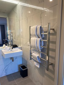 Christchurch City Hotel