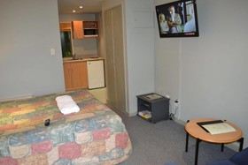 Courtesy Court Motel