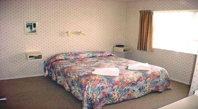 Cranford Cottages And Motel