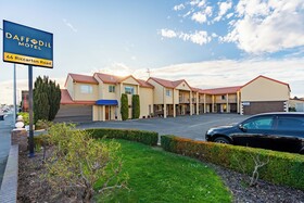 Daffodil Motel