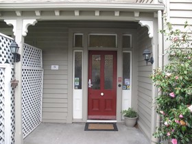 Dorset House Backpackers / Dorset Apartments