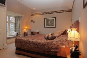Eliza's Manor On Bealey