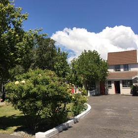 Ferry Motel