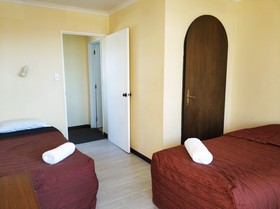 Ferry Motel